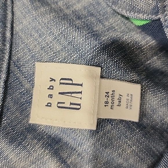 NWT Gap one piece - Picture 3 of 6